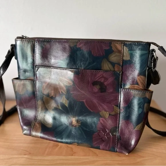 Patricia Nash Floral Crossbody Bag - Picture 8 of 17